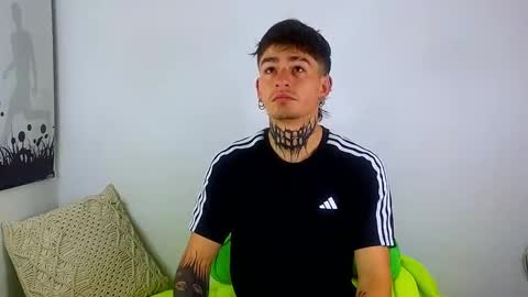 Esteban independent model online show from 03/05/25, 10:22