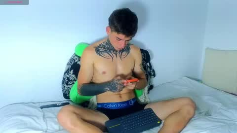 Snapshot of estebanchar_ chatting on 06/03/26, 04:12 Esteban independent model online show from 06/03/26, 04:12