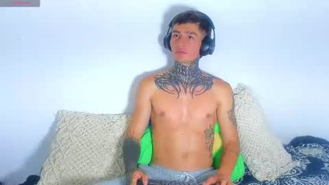 Snapshot of estebanchar_ chatting on 06/20/26, 11:07 Esteban independent model online show from 06/20/26, 11:07