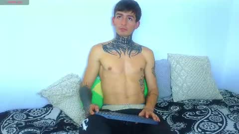 Snapshot of estebanchar_ chatting on 07/21/26, 09:28 Esteban independent model online show from 07/21/26, 09:28
