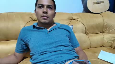 Snapshot of estebancot0314 chatting on 02/26/25, 05:09 Esteban online show from 02/26/25, 05:09