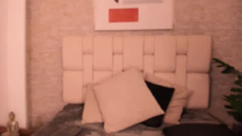 estefany online show from 11/14/25, 03:49