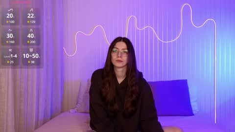 Ester online show from 12/12/24, 10:42