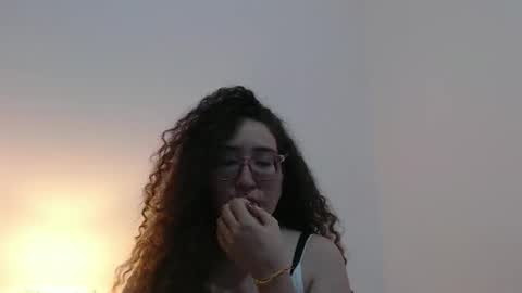 esteralcantara online show from 02/11/26, 01:21