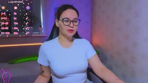 EsterPlayful online show from 09/20/25, 11:11