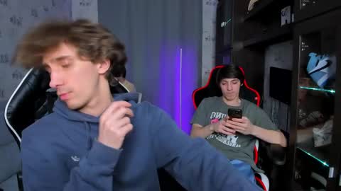 LOUIS online show from 03/06/25, 03:24