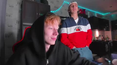 LOUIS online show from 10/03/25, 01:46