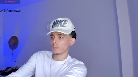 estivenvel online show from 02/27/25, 05:36