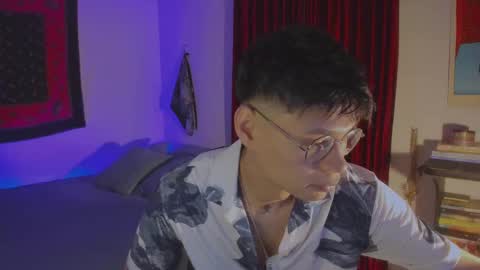 Esteban online show from 10/19/25, 01:28