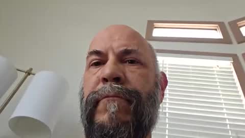 estova2002 online show from 03/31/26, 10:10