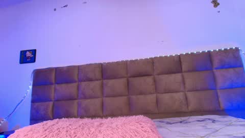 Estrella online show from 09/24/25, 11:57