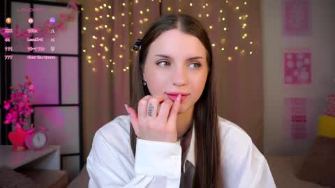 Anna  online show from 04/05/26, 08:06