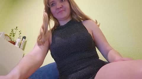 estrellawalters online show from 02/04/25, 09:10