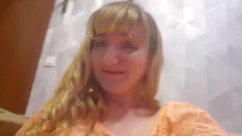 estrellawalters online show from 10/07/25, 09:28