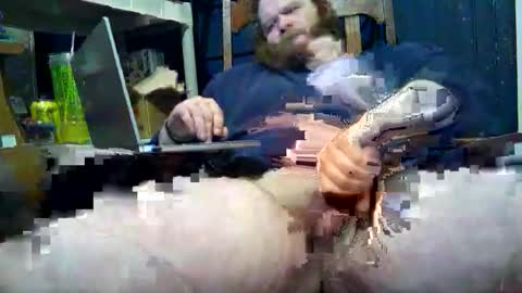 Snapshot of esuldlu chatting on 04/17/26, 08:01 esuldlu online show from 04/17/26, 08:01