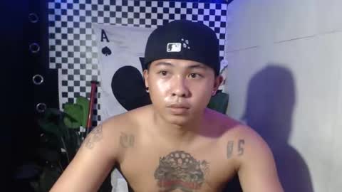 Snapshot of esward_tynn chatting on 11/25/25, 08:25 im esward tynn online show from 11/25/25, 08:25