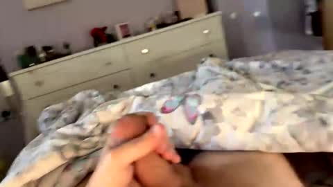 Snapshot of esxguy1 chatting on 04/07/26, 07:31 esxguy1 online show from 04/07/26, 07:31