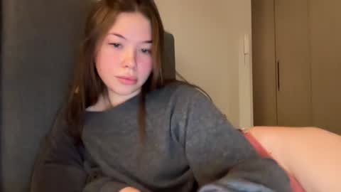 nika 3 online show from 01/11/25, 04:36