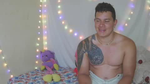 Snapshot of eternalfuego chatting on 03/24/26, 05:45 eternalfuego online show from 03/24/26, 05:45