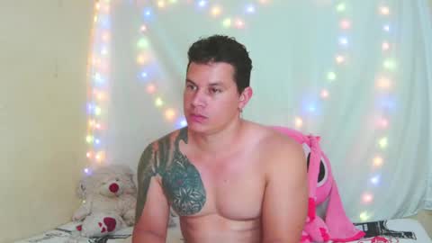 Snapshot of eternalfuego chatting on 04/25/26, 03:31 eternalfuego online show from 04/25/26, 03:31