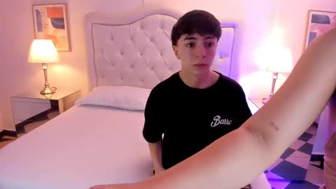 ethan and ava online show from 01/17/25, 01:24