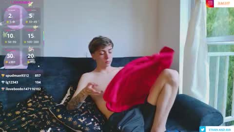 ethan and ava online show from 11/23/25, 02:50