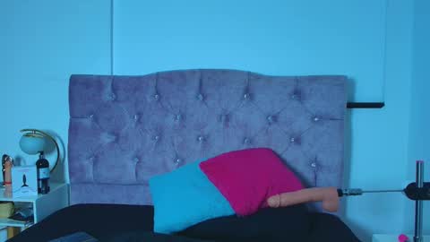 ethan  online show from 02/19/26, 04:19