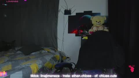  Chloe  Ethan  online show from 01/12/25, 02:45