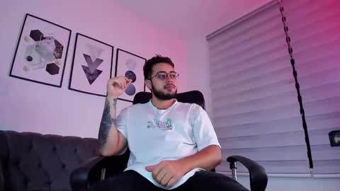 ethan_greacee online show from 02/23/26, 12:02