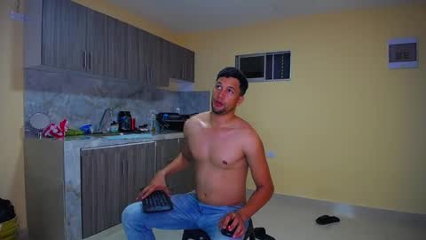 Jose online show from 10/08/25, 09:18