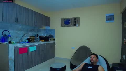 Jose online show from 10/22/25, 09:20