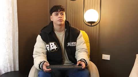 ethan_occonor online show from 09/25/25, 12:42