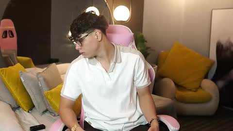 ethan_occonor online show from 09/30/25, 01:16