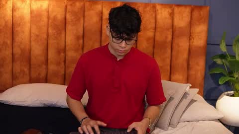 ethan_occonor online show from 10/17/25, 01:14