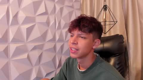 Snapshot of ethan_qop chatting on 07/23/26, 11:41 Ethan online show from 07/23/26, 11:41