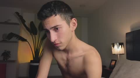 Snapshot of ethan_skiny_ chatting on 01/07/25, 03:46 Joan online show from 01/07/25, 03:46