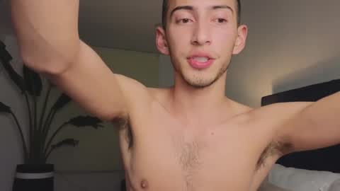 Snapshot of ethan_skiny_ chatting on 01/14/25, 03:53 Joan online show from 01/14/25, 03:53