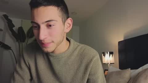 Snapshot of ethan_skiny_ chatting on 01/26/25, 09:19 Joan online show from 01/26/25, 09:19