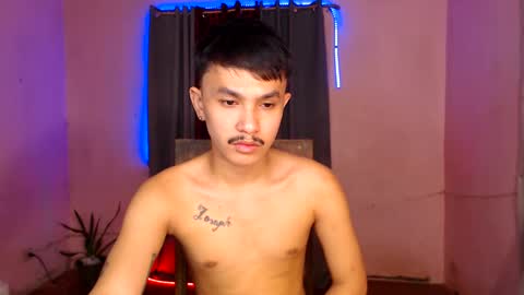 Snapshot of ethan_uwuxx chatting on 02/23/25, 03:08 DAVE online show from 02/23/25, 03:08