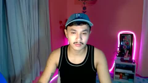 Snapshot of ethan_uwuxx chatting on 09/25/25, 11:14 DAVE online show from 09/25/25, 11:14