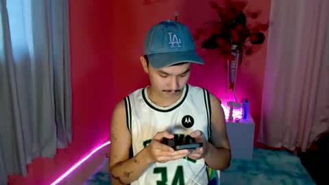 Snapshot of ethan_uwuxx chatting on 10/12/25, 01:26 DAVE online show from 10/12/25, 01:26