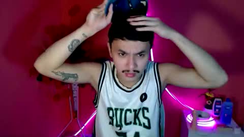 Snapshot of ethan_uwuxx chatting on 10/14/25, 03:51 DAVE online show from 10/14/25, 03:51