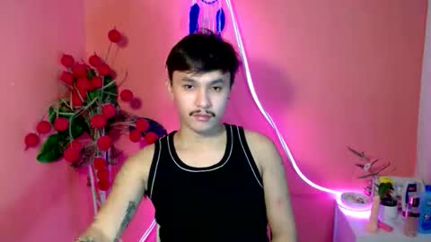 Snapshot of ethan_uwuxx chatting on 10/18/25, 04:48 DAVE online show from 10/18/25, 04:48