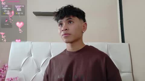 Ethan online show from 10/27/25, 08:57