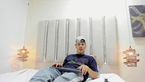 Snapshot of ethan_wolfe chatting on 03/02/26, 05:19 Mauricio Marin Antia online show from 03/02/26, 05:19