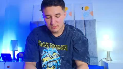 ethanconnor_ online show from 11/10/25, 08:41