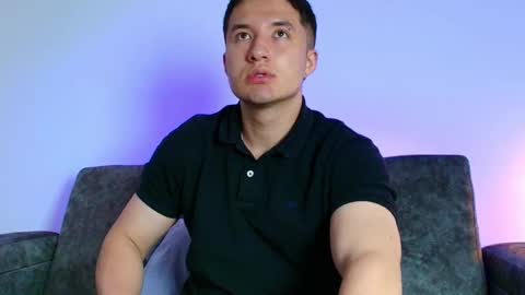 ethanconnor_ online show from 12/22/25, 11:29