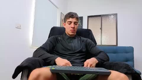 ethangreey1 online show from 02/10/26, 01:26