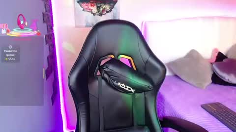 Ethan online show from 07/10/26, 07:27
