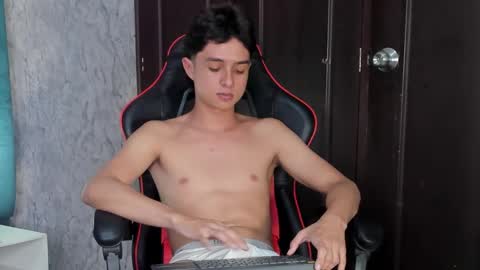 ethanlowell online show from 01/20/25, 11:21